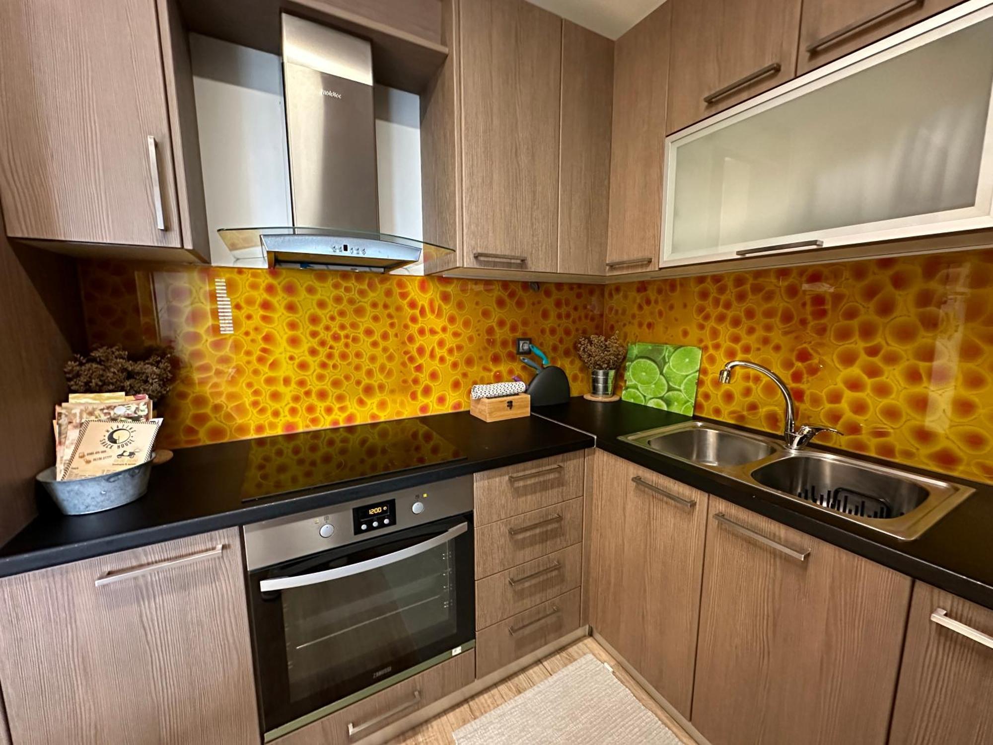 Urban Apartment Amaliada Exterior photo